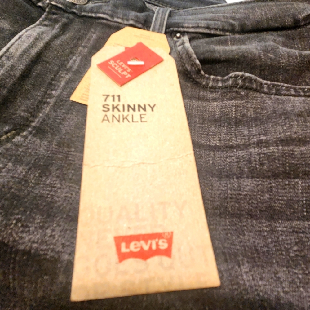Levi's 711 Skinny Ankle Women's Black Jeans - Picture 3 of 10
